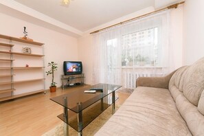 Bungalow (Velyka Vasilkivska, 85/87)