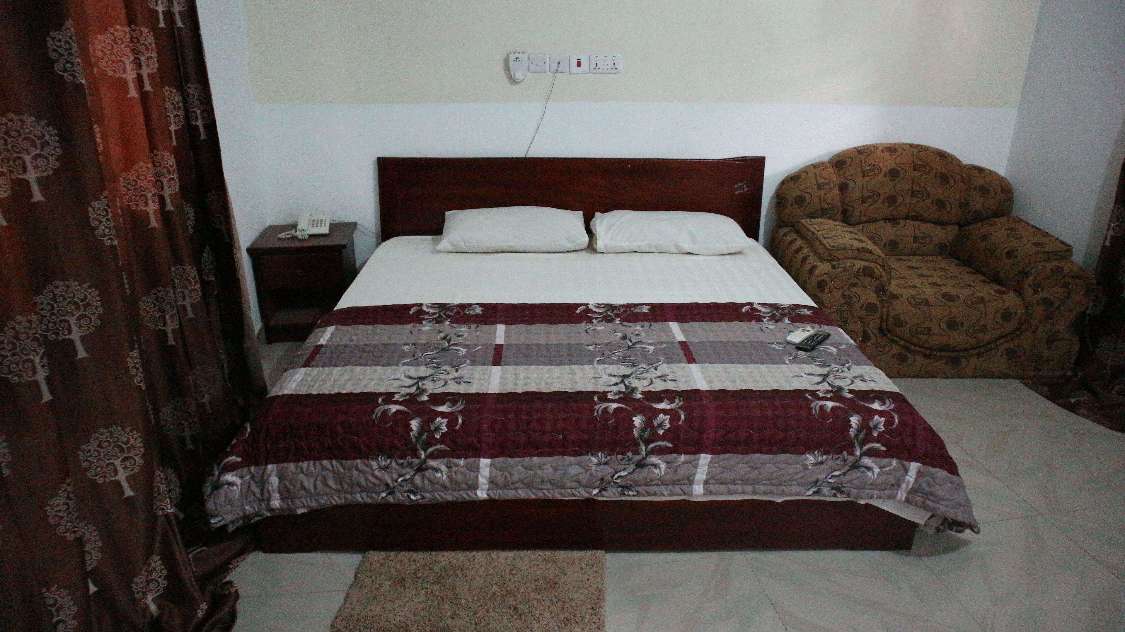 Chambre Double Standard | Bureau, Wi-Fi gratuit, draps fournis