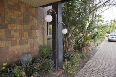 拉达克小屋酒店及会议中心