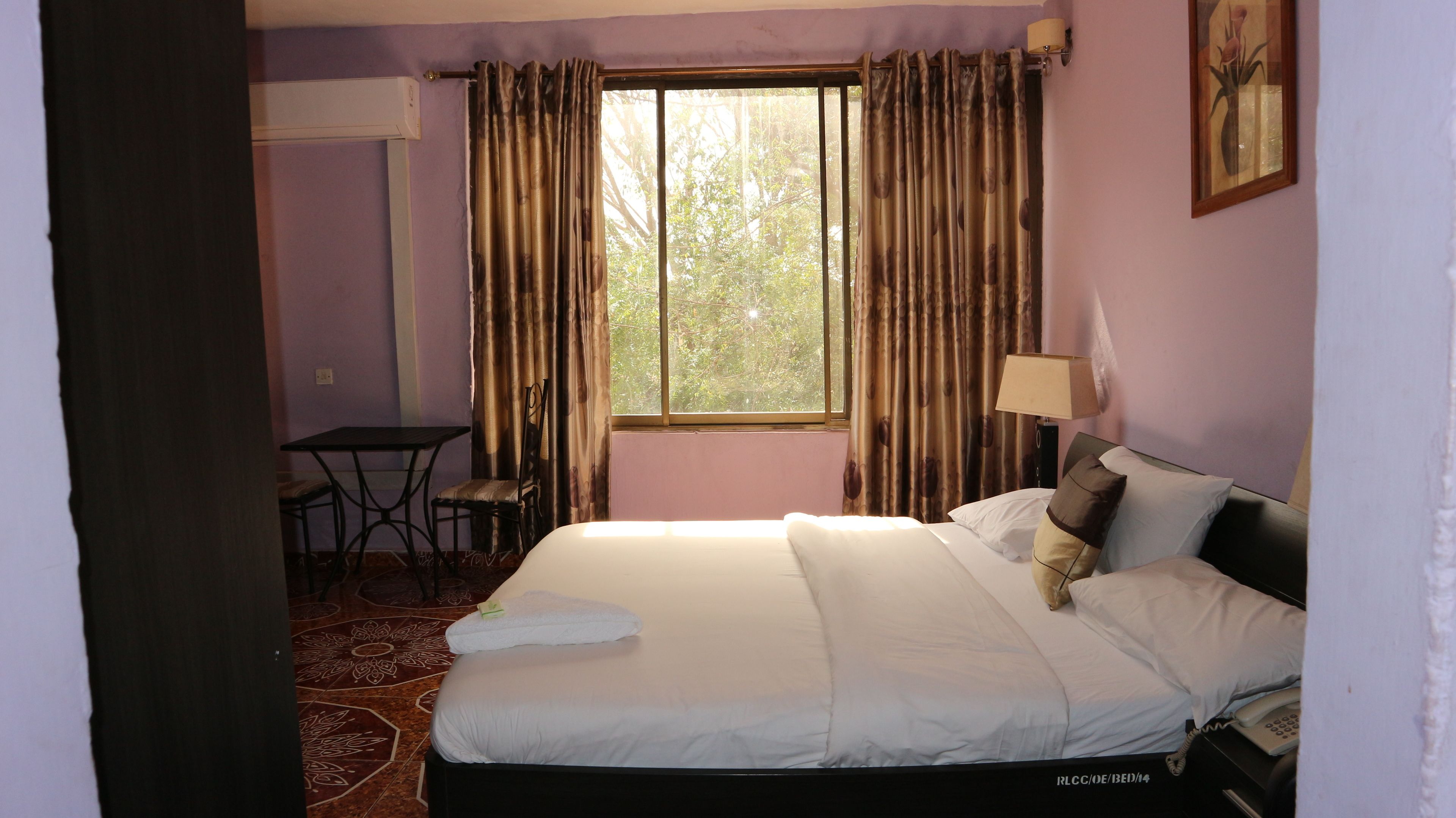 Deluxe Double Room | In-room safe, desk, iron/ironing board, free WiFi