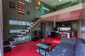 设计复式房, 使用泳池 (Red) | 1 多间卧室、埃及棉床单、高档床上用品、特色装修