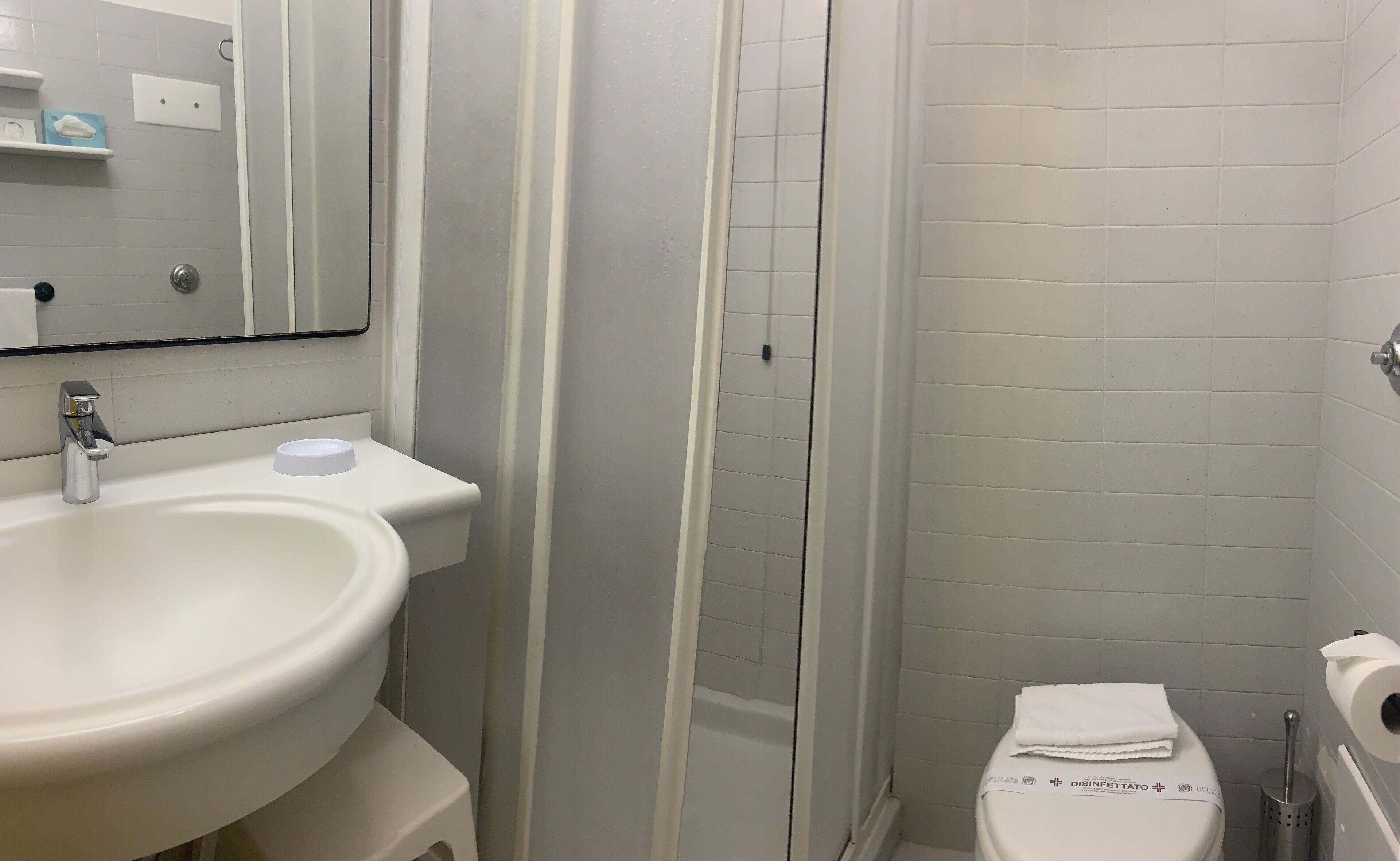 classic double room, 1 double bed, sea view | bathroom | shower, rainfall showerhead, free toiletries, hair dryer