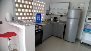 Apartment, 2 Schlafzimmer | Eigene Küche | Kühlschrank, Mikrowelle, Herdplatte, Wasserkocher