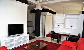 Premium bedding, minibar, individually decorated, individually furnished