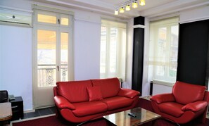 Premium bedding, minibar, individually decorated, individually furnished