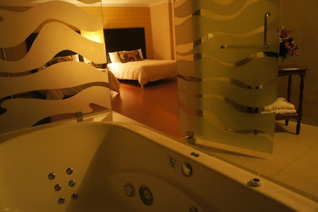 Bañera de hidromasaje. Suites Teziutlan