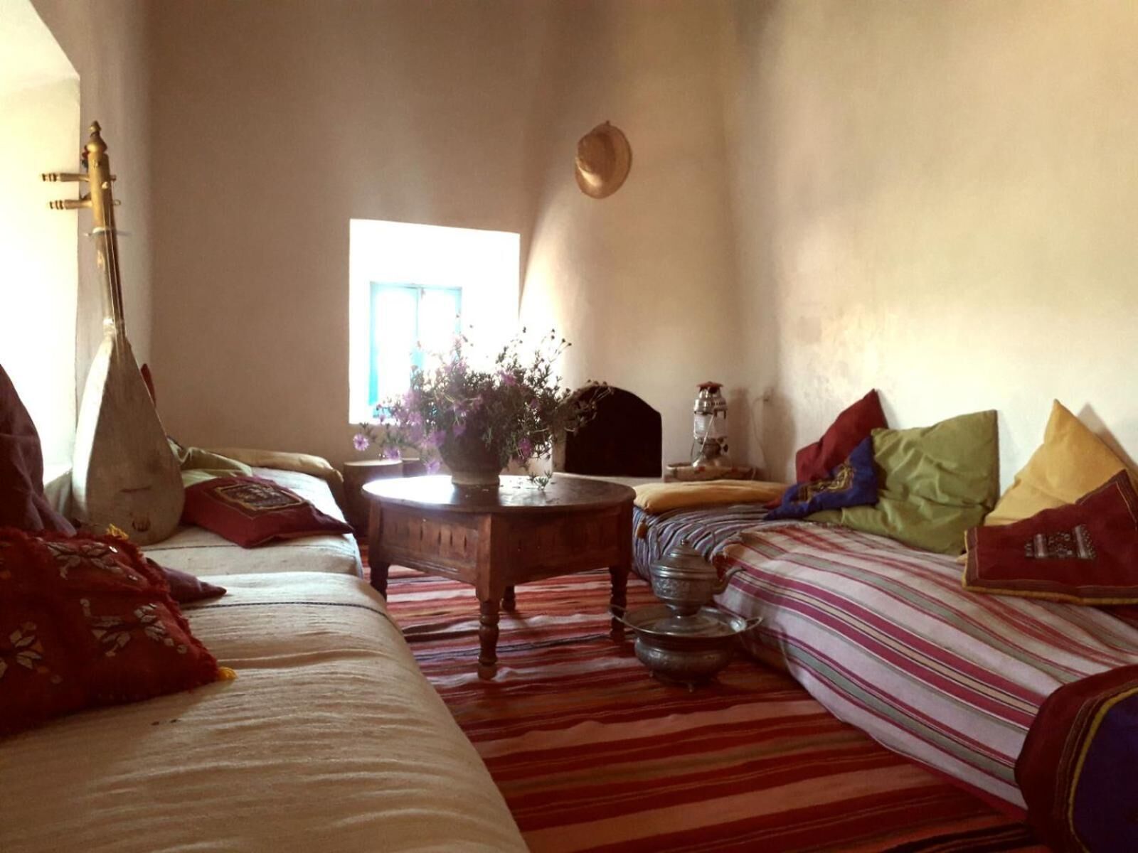 Rollaway beds, free WiFi, bed sheets