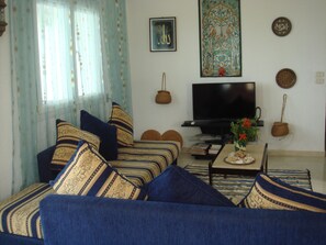 Comfort-Apartment, 3 Schlafzimmer, Terrasse, am Strand | Wohnbereich