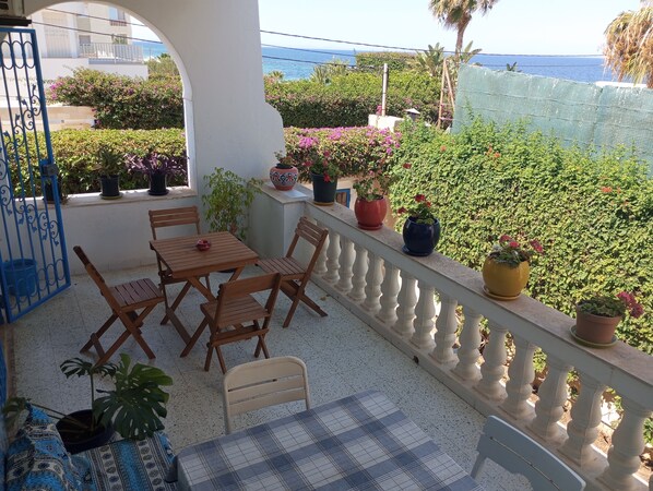 Comfort-Apartment, 3 Schlafzimmer, Terrasse, am Strand | Terrasse/Patio