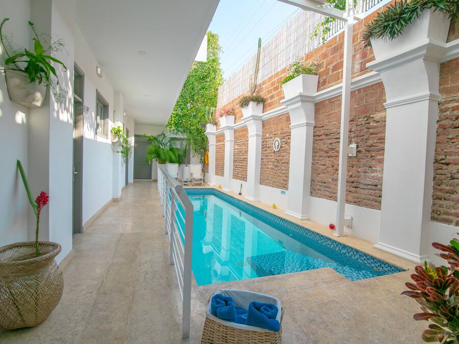 Basic enkelrum - 1 enkelsäng | Badrum | Dusch, gratis toalettartiklar, hårtork och handdukar