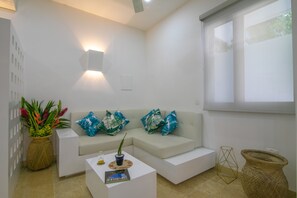 Appartement Supérieur, 1 très grand lit | Salle de séjour
