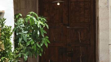 EntrĂ©e de lâhĂ©bergement