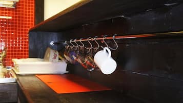 Fridge, microwave, stovetop, cookware/dishes/utensils
