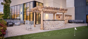 IHG斯泰布里奇套房酒店尼亚加拉湖