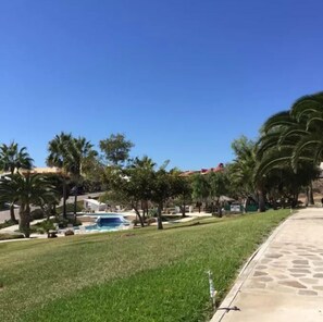 Garden - Breath taking view condo (Playas de Rosarito)