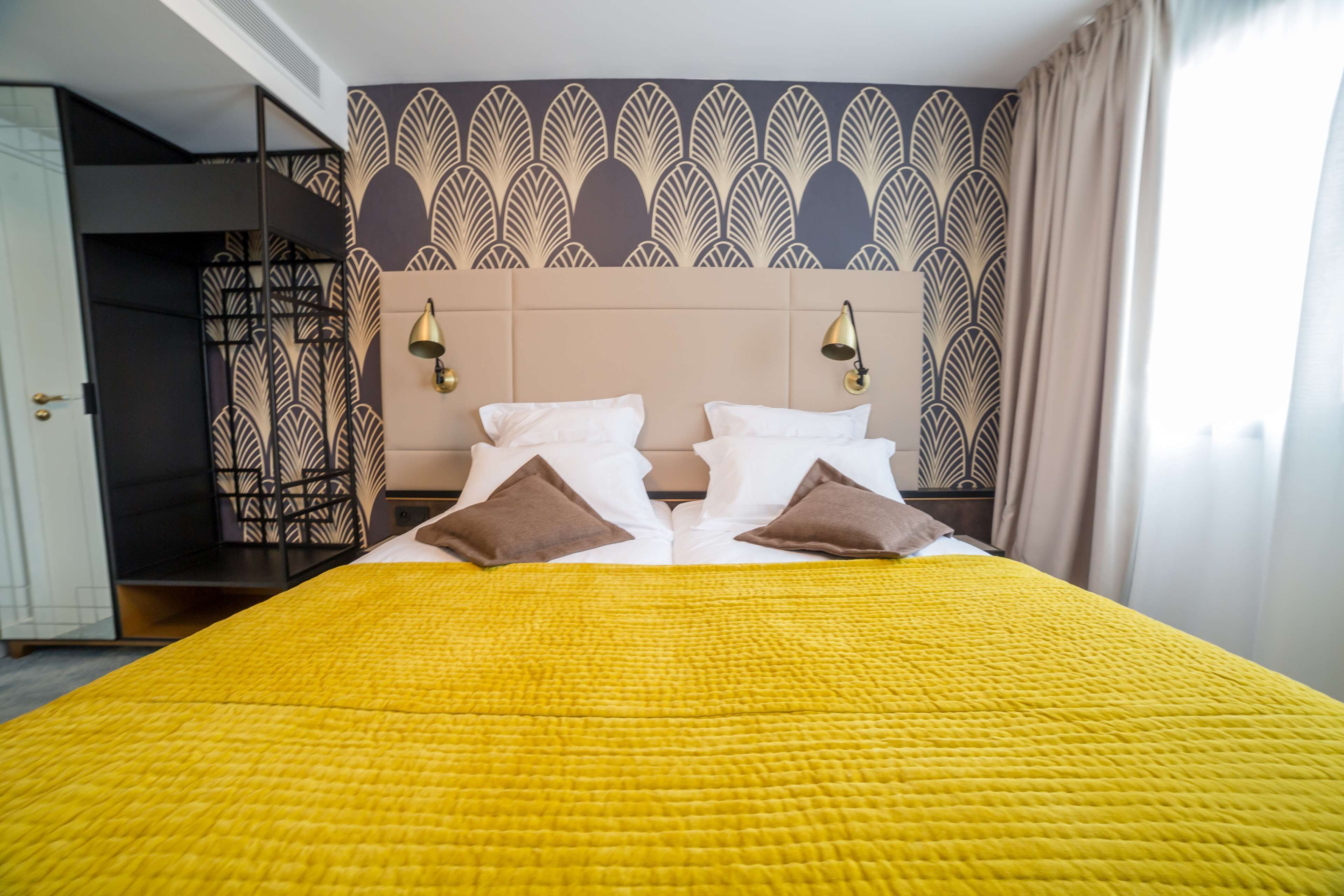 Coffres-forts dans les chambres, bureau, chambres insonorisées