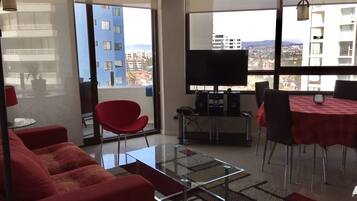 Apartamento standard, 2 quartos | Área de estar