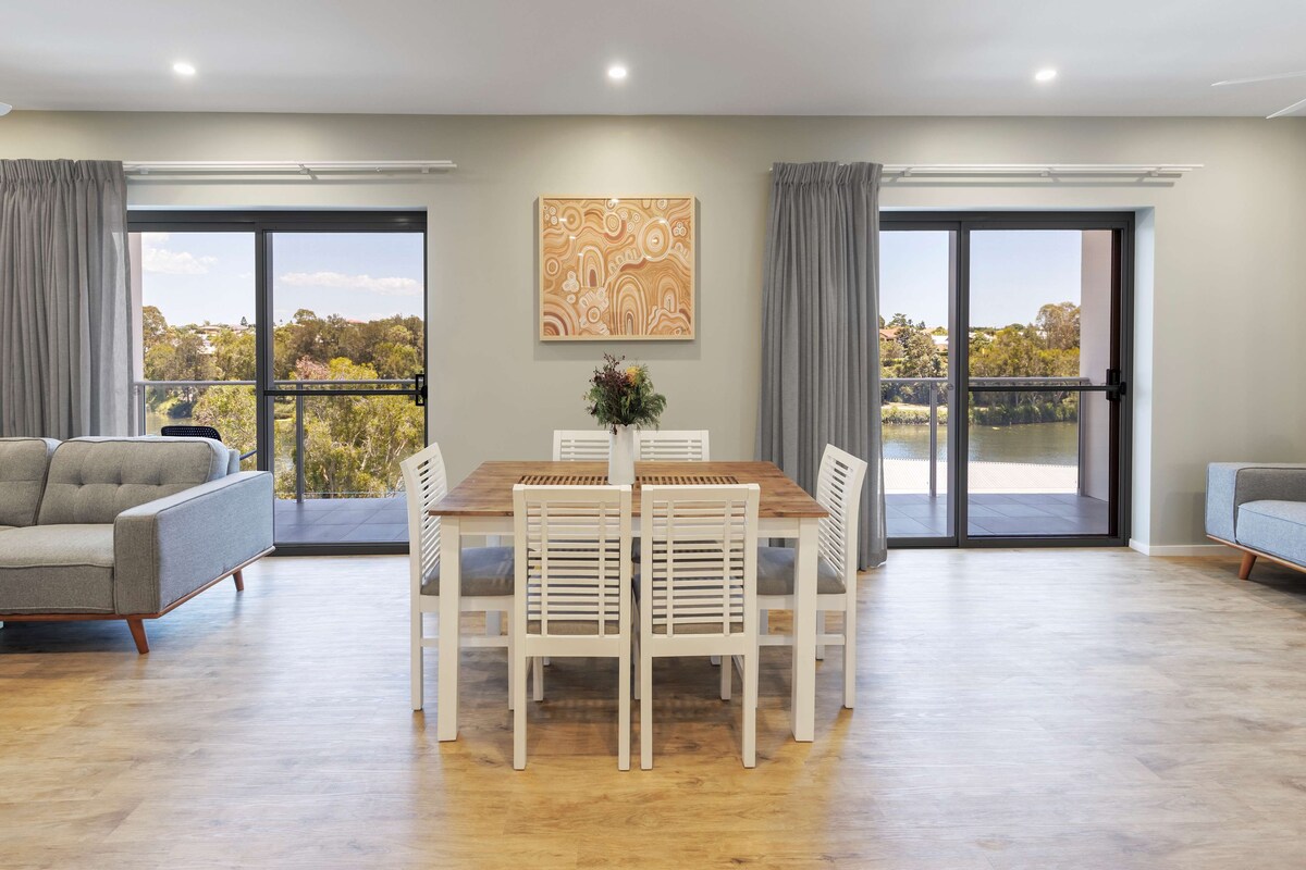 Best Western Plus North Lakes Hotel