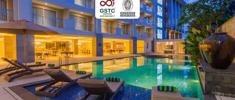 Outdoor pool, sun loungers