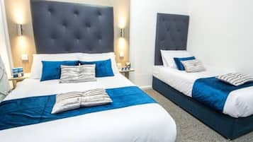 Quarto família | Quartos à prova de som, ferros/tábuas de passar roupa, Wi-Fi de cortesia