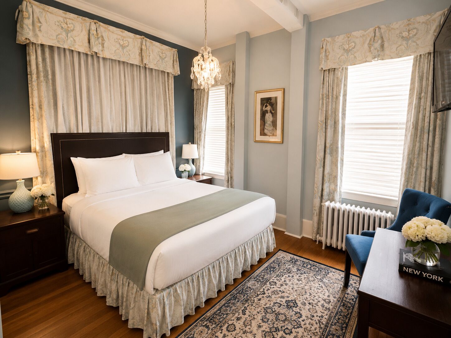 Room, 1 Queen Bed | Iron/ironing board, bed sheets