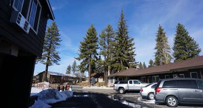 A&A Lake Tahoe Inn