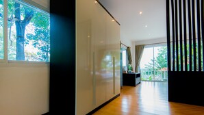 5-Bedroom Pool Villa  | Room amenity - Tananza Pool Villa Nern Khao Phuket (Ratsada)