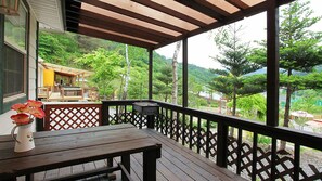 Room, 1 Double Bed | Terrace/patio - Duo Pension (Pyeongchang)