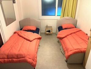 Shared dormitory, male only (2 people)