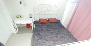 Triple Room - Lux Guesthouse - Hostel (Seoul)