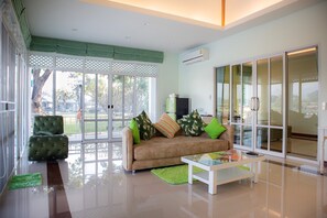 Room | Living room