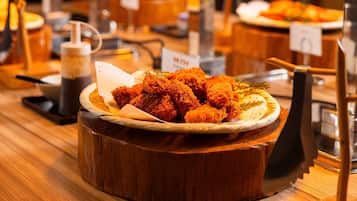 Desayuno buffet todos los días (con cargo)
