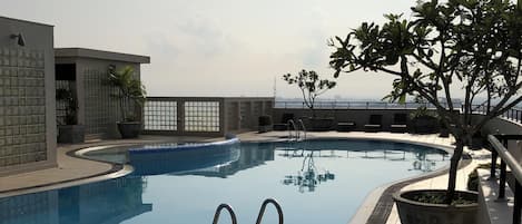Piscine intérieure