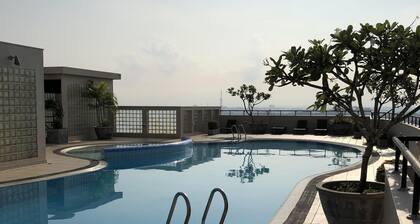 Exclusive 2 room ( 3 Beds) apartment in City Centre