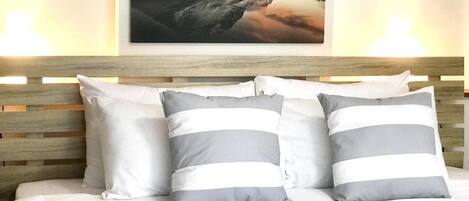 Superior Condo, 1 Bedroom, Non Smoking, City View | Desk, iron/ironing board, free WiFi, bed sheets