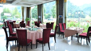 Unclassified image, 2 of 19, button - Xidi Taoyuan Renjia Hotel (Huangshan)
