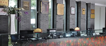 Xidi Taoyuan Renjia Hotel