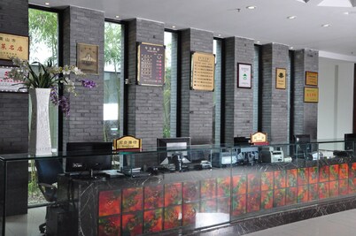 Xidi Taoyuan Renjia Hotel