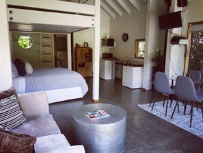Premium Cottage, Multiple Beds, Garden View, Garden Area