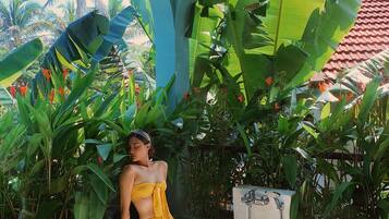 De Campagne Suite | Bathroom | Combined shower/bathtub, free toiletries, hair dryer, bathrobes