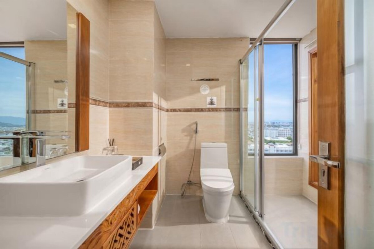 Superior River View Twin Room