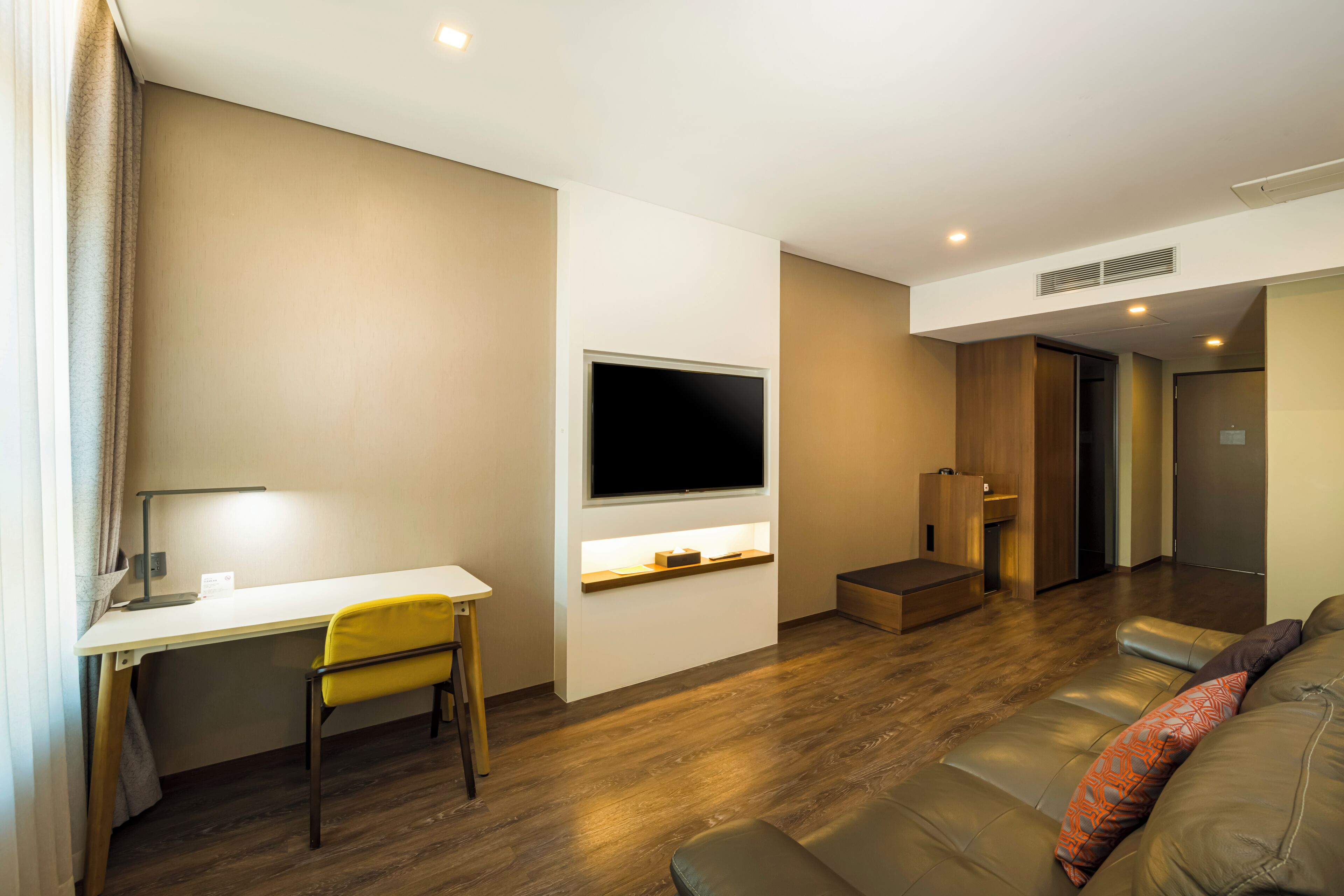 family studio | living area | lcd tv