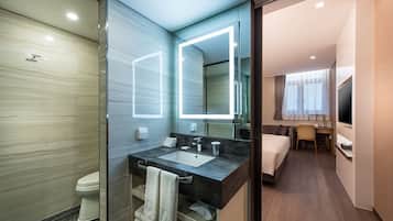 Standard King Room (Bigger than most in Seoul) | Bathroom | Designer toiletries, hair dryer, bathrobes, slippers