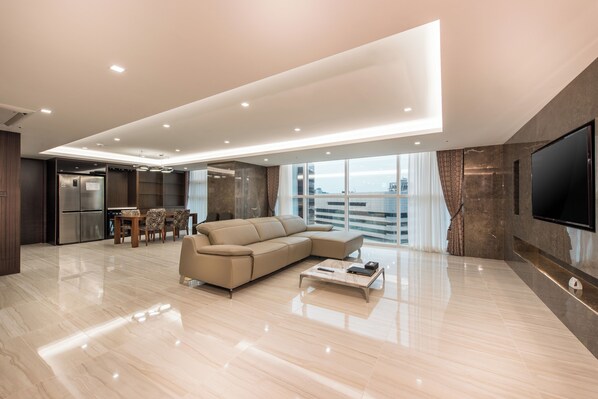 Presidential Suite, 2 Bedrooms | Living area | LCD TV