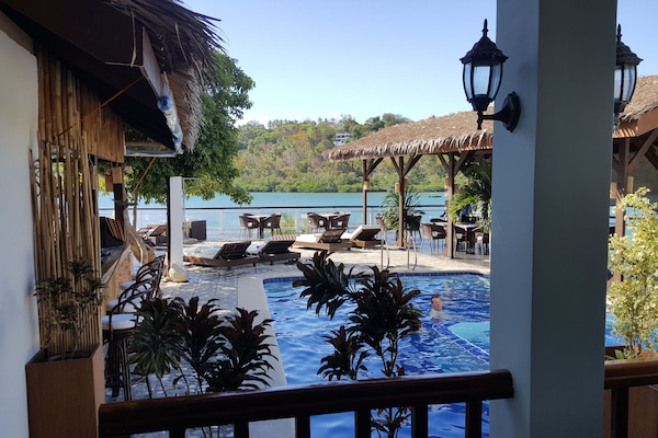 Vista al agua