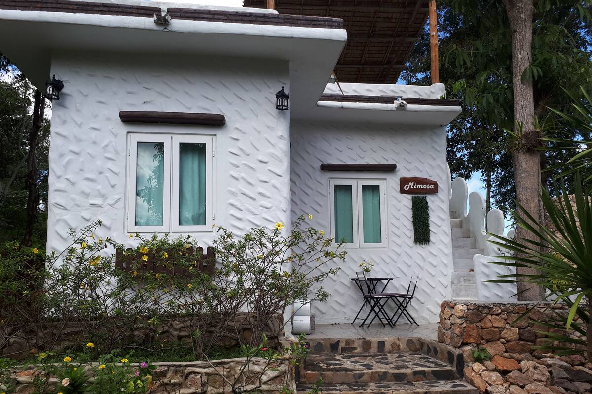 Standard Villa with Air Condition | Escritorio 