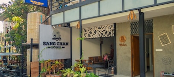 Sang Chan Hostel
