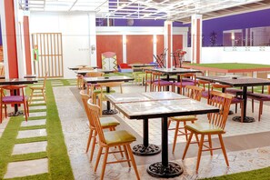Dining - Heef Hotel Pasar Baru  (Jakarta)