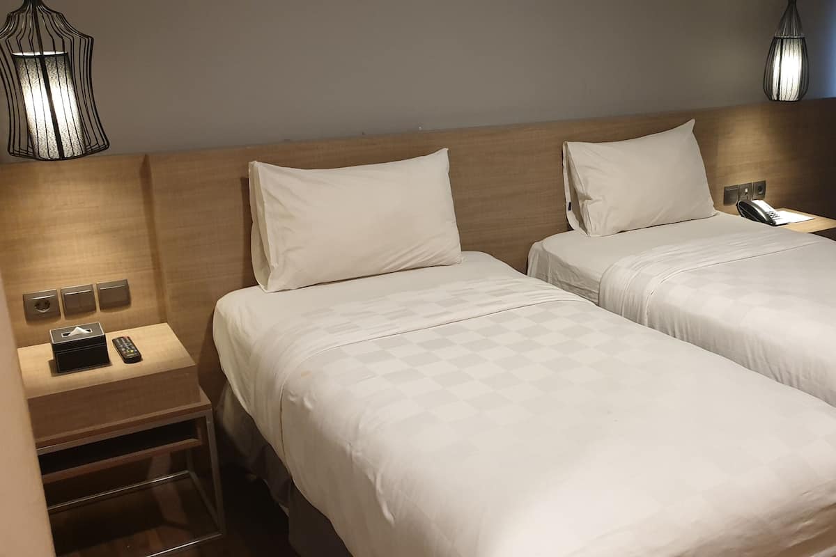 Egyptian cotton sheets, premium bedding, pillow-top beds, in-room safe