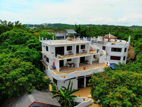 Aquarius Terraces Boutique Resort